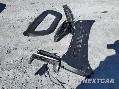 Zdjęcie 12 z 13 samochodu: 2024 TESLA MODEL Y VIN:7SAYGDEE3RA250700 - miniatura