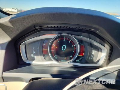 Zdjęcie 9 z 12 samochodu: 2015 VOLVO V60 PREMIER VIN:YV1612SB2F1206810 - miniatura