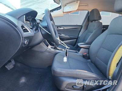 Zdjęcie 7 z 13 samochodu: 2017 CHEVROLET CRUZE LT VIN:1G1BE5SM7H7146334 - miniatura