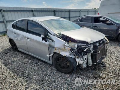 Czwarte zdjęcie samochodu z boku: 2013 TOYOTA PRIUS TWO VIN:JTDKN3DU9D5587526 - miniatura
