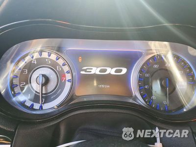 Zdjęcie 9 z 12 samochodu: 2020 CHRYSLER 300 S VIN:2C3CCAGG9LH158970 - miniatura