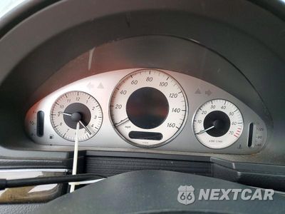 Zdjęcie 9 z 12 samochodu: 2005 MERCEDES-BENZ E 500 4MATIC VIN:WDBUF83J85X165777 - miniatura
