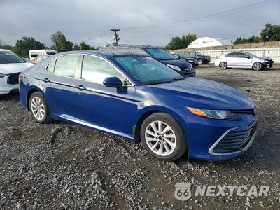 Czwarte zdjęcie samochodu z boku: 2023 TOYOTA CAMRY LE VIN:4T1C11BK6PU074469 - miniatura
