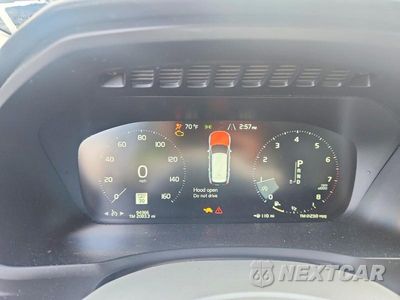 Zdjęcie 9 z 13 samochodu: 2016 VOLVO XC90 T6 VIN:YV4A22PK0G1044776 - miniatura