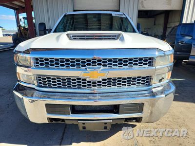 Piąte zdjęcie samochodu w środku: 2019 CHEVROLET SILVERADO K3500 VIN:1GC4KVCY4KF164121 - miniatura
