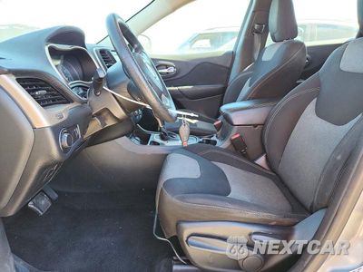 Zdjęcie 7 z 13 samochodu: 2014 JEEP CHEROKEE SPORT VIN:1C4PJLAB9EW149458 - miniatura