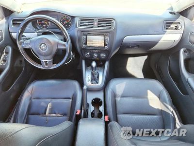Zdjęcie 8 z 12 samochodu: 2014 VOLKSWAGEN JETTA SE VIN:3VWD17AJ8EM239229 - miniatura