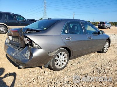 Trzecie zdjęcie samochodu z tyłu: 2006 HONDA ACCORD EX VIN:1HGCM66876A063649 - miniatura