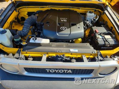 Zdjęcie 11 z 12 samochodu: 2007 TOYOTA FJ CRUISER BASE VIN:JTEBU11F070018154 - miniatura