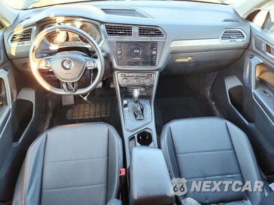 Zdjęcie 8 z 13 samochodu: 2020 VOLKSWAGEN TIGUAN SE VIN:3VV3B7AX0LM121013 - miniatura
