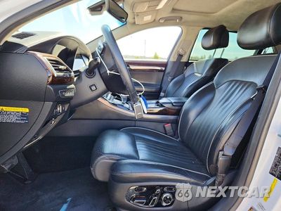 Zdjęcie 7 z 13 samochodu: 2018 GENESIS G90 PREMIUM VIN:KMHG34JA7JU047567 - miniatura
