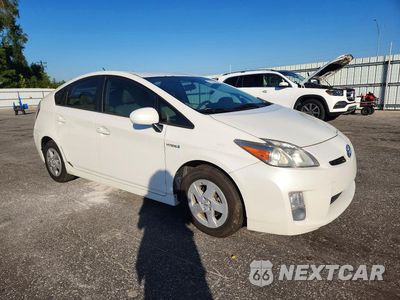 Czwarte zdjęcie samochodu z boku: 2010 TOYOTA PRIUS III VIN:JTDKN3DUXA0217758 - miniatura