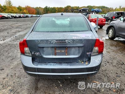 Zdjęcie 6 z 12 samochodu: 2008 VOLVO S40 2.4I VIN:YV1MS390382383975 - miniatura