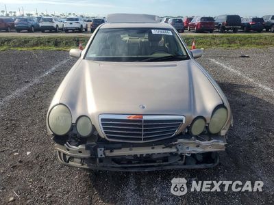 Piąte zdjęcie samochodu w środku: 2001 MERCEDES-BENZ E 320 VIN:WDBJF65J21B324756 - miniatura