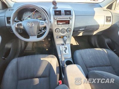 Zdjęcie 8 z 12 samochodu: 2011 TOYOTA COROLLA S VIN:2T1BU4EE7BC688872 - miniatura