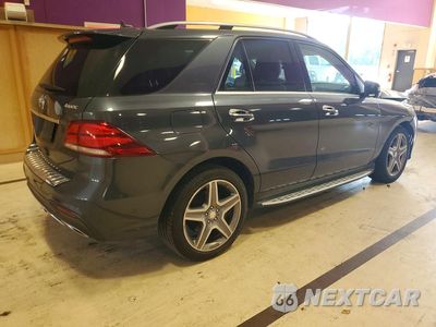Trzecie zdjęcie samochodu z tyłu: 2016 MERCEDES-BENZ GLE 400 4MATIC VIN:4JGDA5GB3GA686845 - miniatura