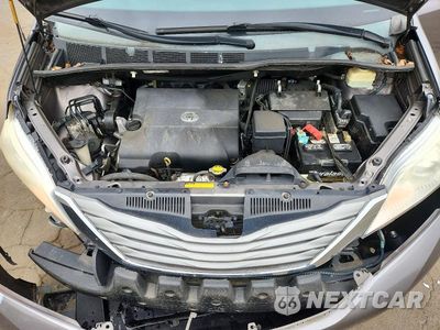 Zdjęcie 12 z 13 samochodu: 2014 TOYOTA SIENNA XLE 7-PASSENGER VIN:5TDDK3DC3ES092906 - miniatura