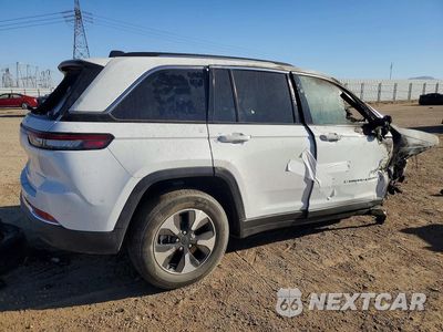 Trzecie zdjęcie samochodu z tyłu: 2023 JEEP GRAND CHEROKEE LIMITED 4XE VIN:1C4RJYB65PC665358 - miniatura