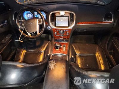 Zdjęcie 8 z 12 samochodu: 2012 CHRYSLER 300 LIMITED VIN:2C3CCACG0CH224263 - miniatura