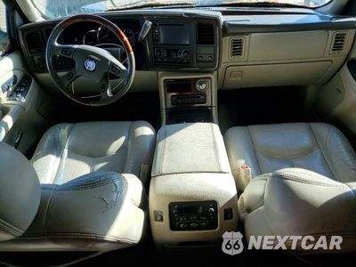 Zdjęcie 8 z 13 samochodu: 2005 CADILLAC ESCALADE LUXURY VIN:1GYEC63T25R122992 - miniatura