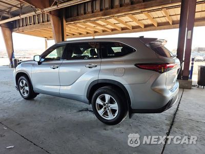 Drugie zdjęcie samochodu z przodu: 2022 TOYOTA HIGHLANDER LE VIN:5TDBZRBH1NS251250 - miniatura