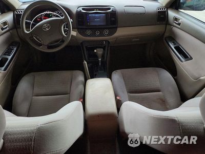 Zdjęcie 8 z 12 samochodu: 2005 TOYOTA CAMRY LE VIN:4T1BE30K75U402445 - miniatura