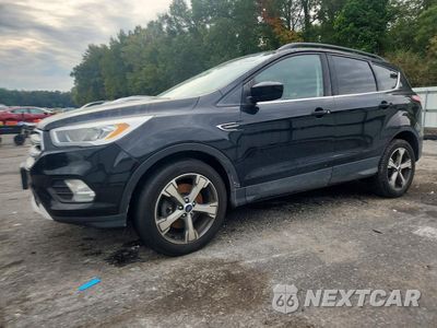2017 FORD ESCAPE SE 1FMCU9GD3HUC17430 - główne zdjęcie licytacji z USA - miniatura