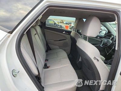 Zdjęcie 10 z 12 samochodu: 2019 HYUNDAI TUCSON SE VIN:KM8J23A49KU056916 - miniatura
