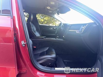 Piąte zdjęcie samochodu w środku: 2022 VOLVO S60 B5 MOMENTUM VIN:7JRL12TZ1NG154474 - miniatura