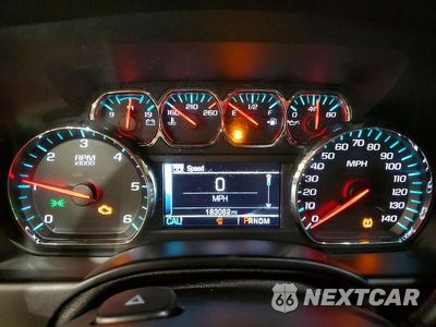 Zdjęcie 9 z 13 samochodu: 2016 CHEVROLET SUBURBAN K1500 LT VIN:1GNSKHKC7GR389516 - miniatura