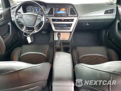 Zdjęcie 8 z 12 samochodu: 2015 HYUNDAI SONATA SPORT VIN:5NPE34AF2FH216130 - miniatura