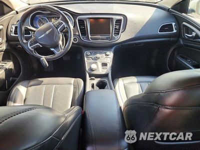 Zdjęcie 8 z 12 samochodu: 2016 CHRYSLER 200 LIMITED VIN:1C3CCCAB6GN183279 - miniatura