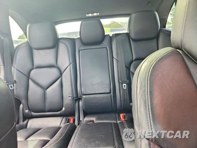 Zdjęcie 10 z 13 samochodu: 2018 PORSCHE CAYENNE S VIN:WP1AB2A29JLA60870 - miniatura