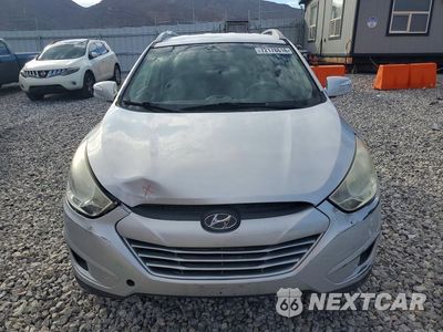 Piąte zdjęcie samochodu w środku: 2012 HYUNDAI TUCSON GLS VIN:KM8JU3ACXCU392187 - miniatura
