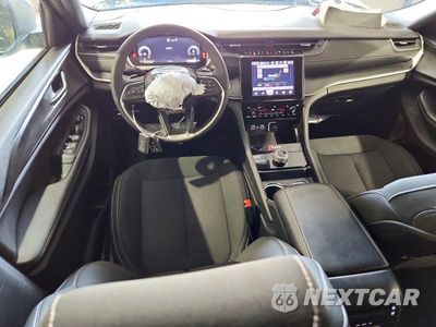 Zdjęcie 8 z 13 samochodu: 2025 JEEP GRAND CHEROKEE L LAREDO VIN:1C4RJKAG8S8751069 - miniatura