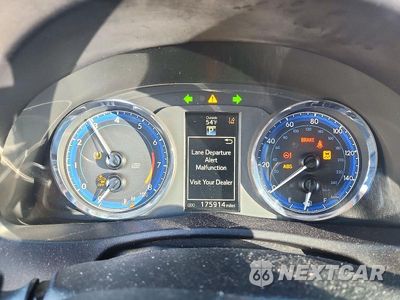 Zdjęcie 9 z 12 samochodu: 2017 TOYOTA COROLLA SE VIN:5YFBURHE6HP601755 - miniatura