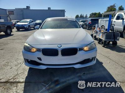 Piąte zdjęcie samochodu w środku: 2012 BMW 328 VIN:WBA3A5C54CF342547 - miniatura