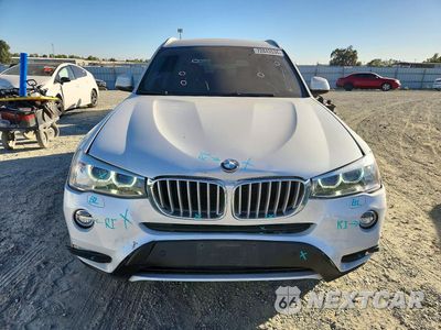 Piąte zdjęcie samochodu w środku: 2017 BMW X3 XDRIVE28I VIN:5UXWX9C54H0T00264 - miniatura