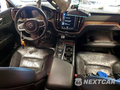 Zdjęcie 8 z 13 samochodu: 2021 VOLVO XC60 T6 MOMENTUM VIN:YV4A22RK5M1770576 - miniatura