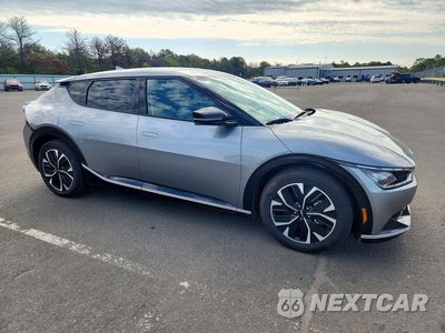 Czwarte zdjęcie samochodu z boku: 2023 KIA EV6 WIND VIN:KNDC34LA8P5610922 - miniatura