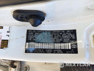 Zdjęcie 12 z 12 samochodu: 2011 TOYOTA PRIUS THREE VIN:JTDKN3DU5B0327506 - miniatura