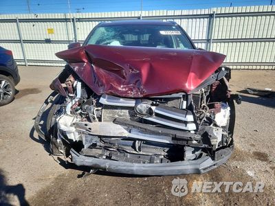 Piąte zdjęcie samochodu w środku: 2019 TOYOTA HIGHLANDER XLE VIN:5TDJZRFH9KS987466 - miniatura