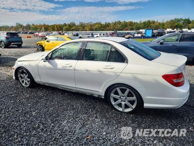 Drugie zdjęcie samochodu z przodu: 2014 MERCEDES-BENZ C 300 4MATIC VIN:WDDGF8AB1EG237385 - miniatura
