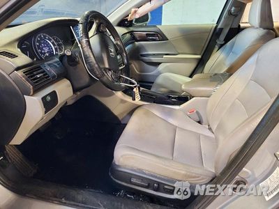 Zdjęcie 7 z 12 samochodu: 2016 HONDA ACCORD EXL VIN:1HGCR2F85GA149554 - miniatura