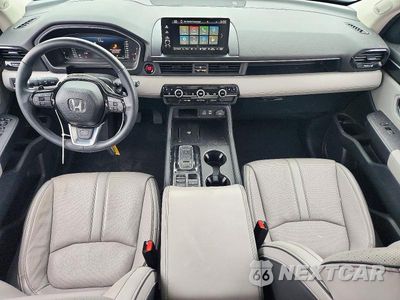 Zdjęcie 8 z 13 samochodu: 2025 HONDA PILOT ELITE VIN:5FNYG1H87SB160332 - miniatura