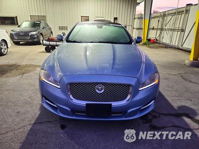 Piąte zdjęcie samochodu w środku: 2010 JAGUAR XJL PORTFOLIO VIN:SAJWA2GE2AMV00323 - miniatura
