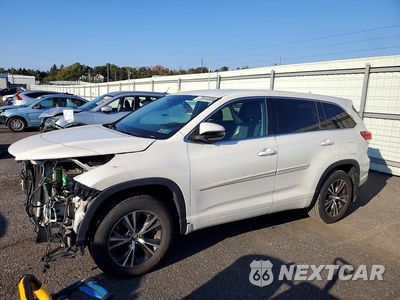 2017 TOYOTA HIGHLANDER LE PLUS 5TDBZRFH0HS445931 - główne zdjęcie licytacji z USA - miniatura