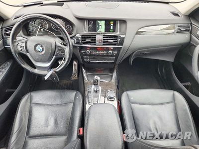 Zdjęcie 8 z 13 samochodu: 2016 BMW X3 VIN:5UXWX9C55G0D71913 - miniatura