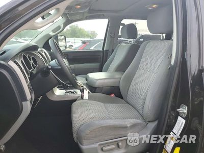 Zdjęcie 7 z 12 samochodu: 2013 TOYOTA TUNDRA CREWMAX SR5 VIN:5TFDW5F15DX283988 - miniatura