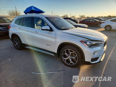 Czwarte zdjęcie samochodu z boku: 2017 BMW X1 XDRIVE28I VIN:WBXHT3C36H5F77220 - miniatura